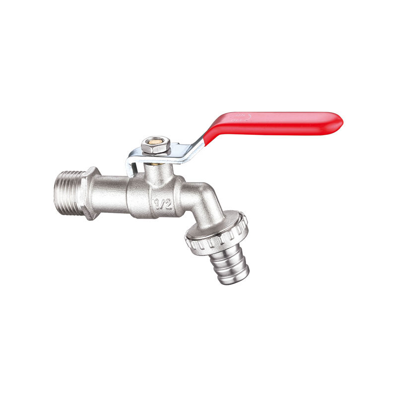 Grifo de agua para jardín con cuerpo de latón color cromo AMT-7003