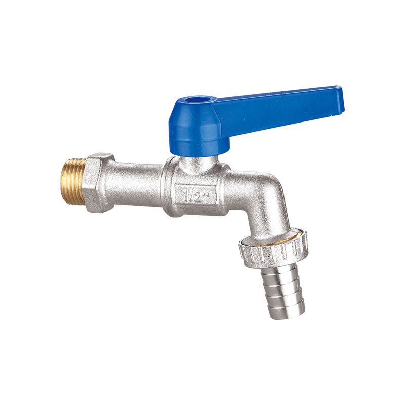 Moderna llave de latón de 1/2” de alta calidad AMT-7010